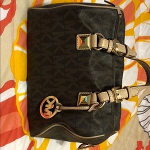 Micheal Kors Grayson satchel medium